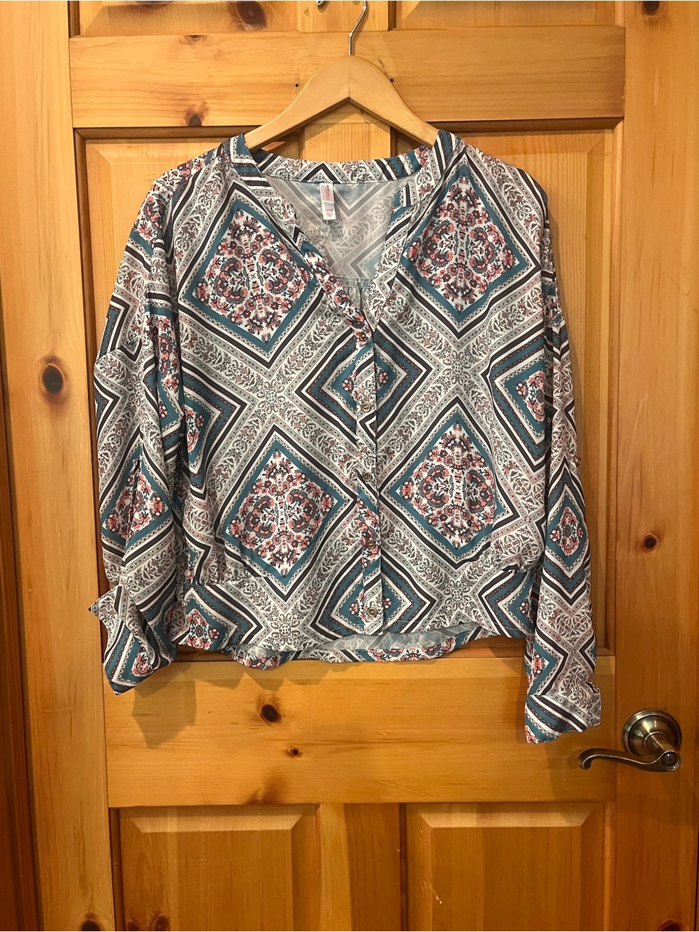 Xhilaration Printed Button-Front Blouse in Teal, Rust and White